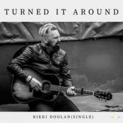 Gospel Rock 'n Roller Rikki Doolan kick-starts the summer with NEW song 'Turned It Around'!