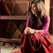 New Live Album 'Majestic' For Kari Jobe & Tour With Rend Collective
