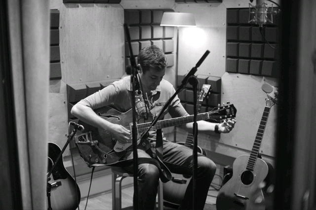 Tim Hughes To Release New Studio Album 'Love Shine Through' In 2011