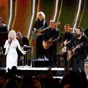 Zach Williams Makes Debut On 53rd Annual CMA Awards With Dolly Parton