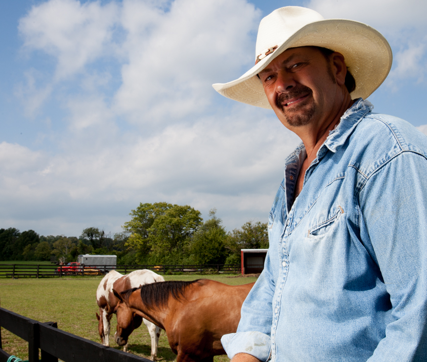 Richard Lynch Delivers a Soulful Rendition of Kris Kristofferson Classic 'Why Me Lord'